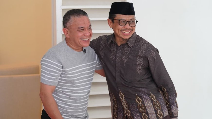 Imam Shamsi Ali  Puji Keindahan Palu