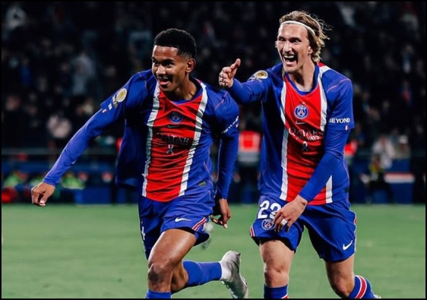 Menang 0-2 Lawan Lyon, Paris Saint-Germain Kini Berada di Puncak Klasemen