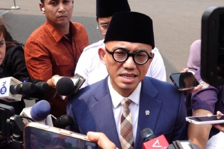 Dua Anak Menhaj Akhirnya Mundur dari Posisi Tenaga Ahli Kemenhaj
